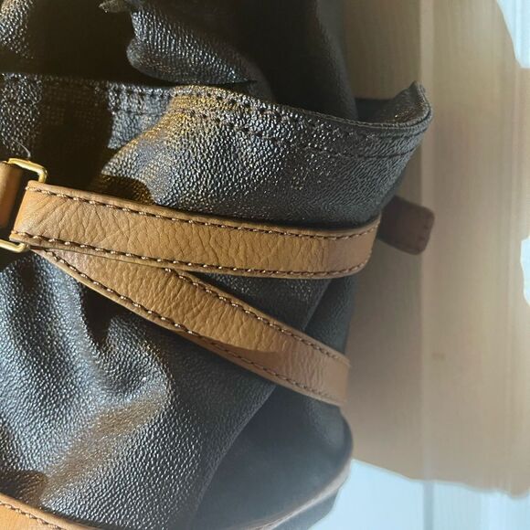 Michael Kors Brown coated canvas& tan leather straps &trims large shoulder bag. - Picture 6 of 15